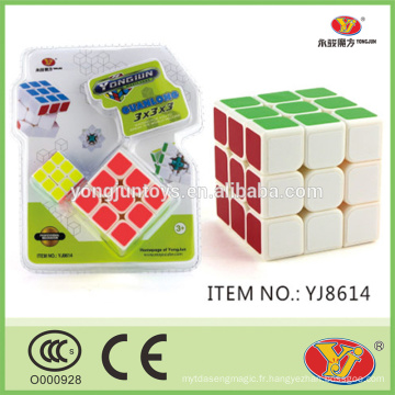 Matériau plastique Vitesse Puzzle Cube YJ Guanlong Haute qualité Bas prix Bon marché 3D casse-tête